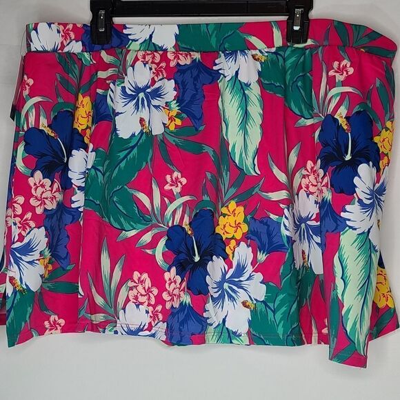 26W Skirted Swim Brief Power Mesh Side Slit Red - Picture 8 of 9